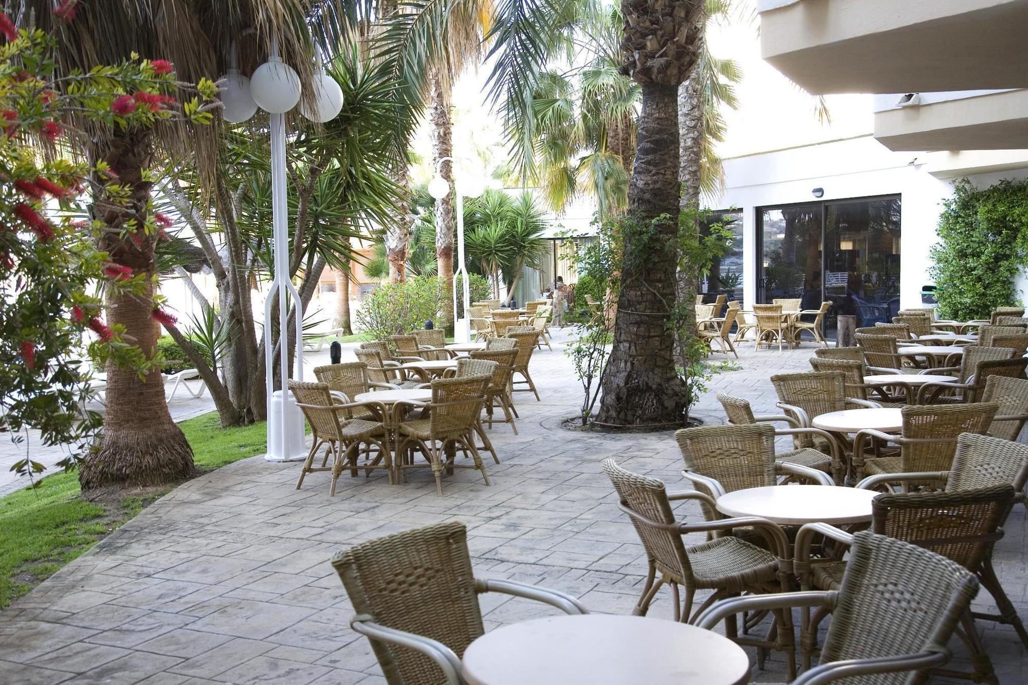 TRH Jardín Del Mar Aparthotel Santa Ponsa Restaurante foto